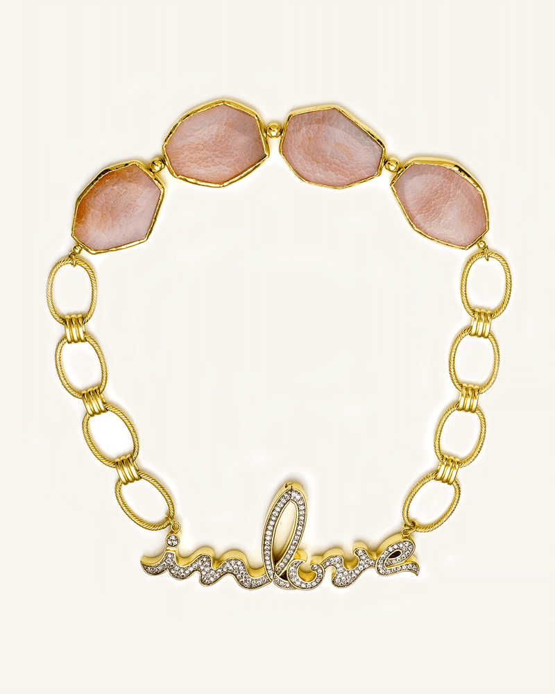 The glistering desert necklace